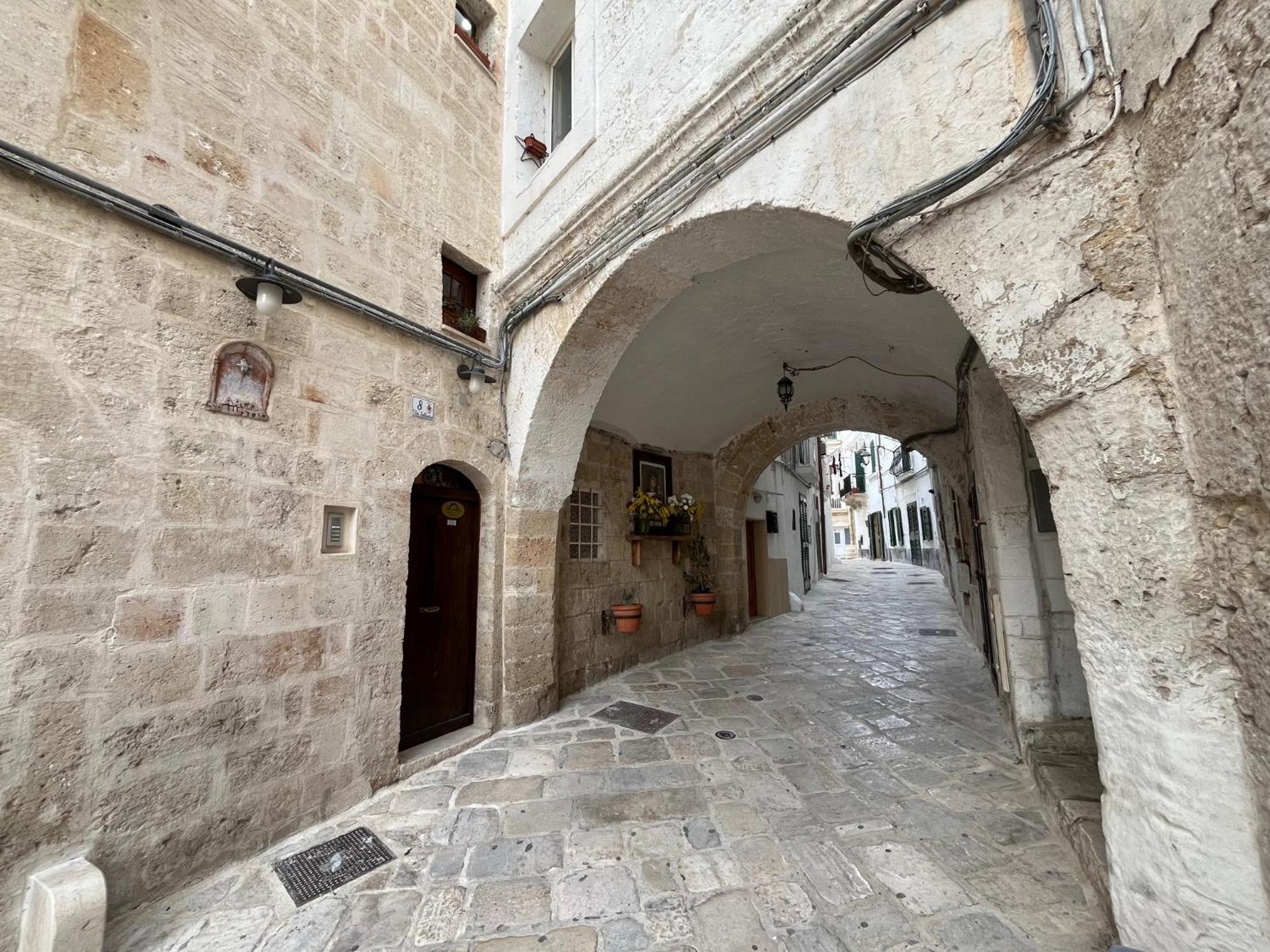 Arco Sallustio 2.0 Monopoli Exterior foto